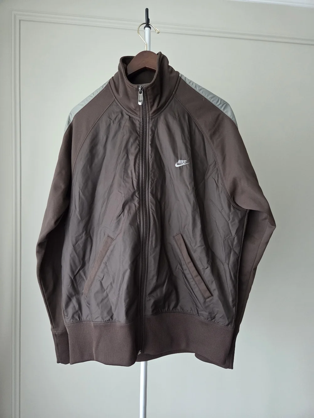 Vintage Nike Men’s Brown Track Jacket Sz.L